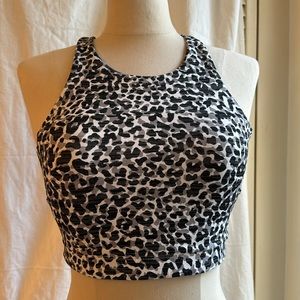 OUTDOOR VOICES Sports Bra, TechSweat  CropTop leopard Size Small